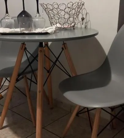Acropolis Routes Apartment *